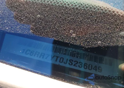 2018 Ram 1500 Rebel из США, поврежденный, VIN 1C6RR7YT0JS236049